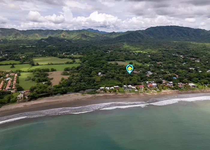 Spacious 3-bedroom Coastal With Shared Pool, Outdoor Living & Steps To Playa *